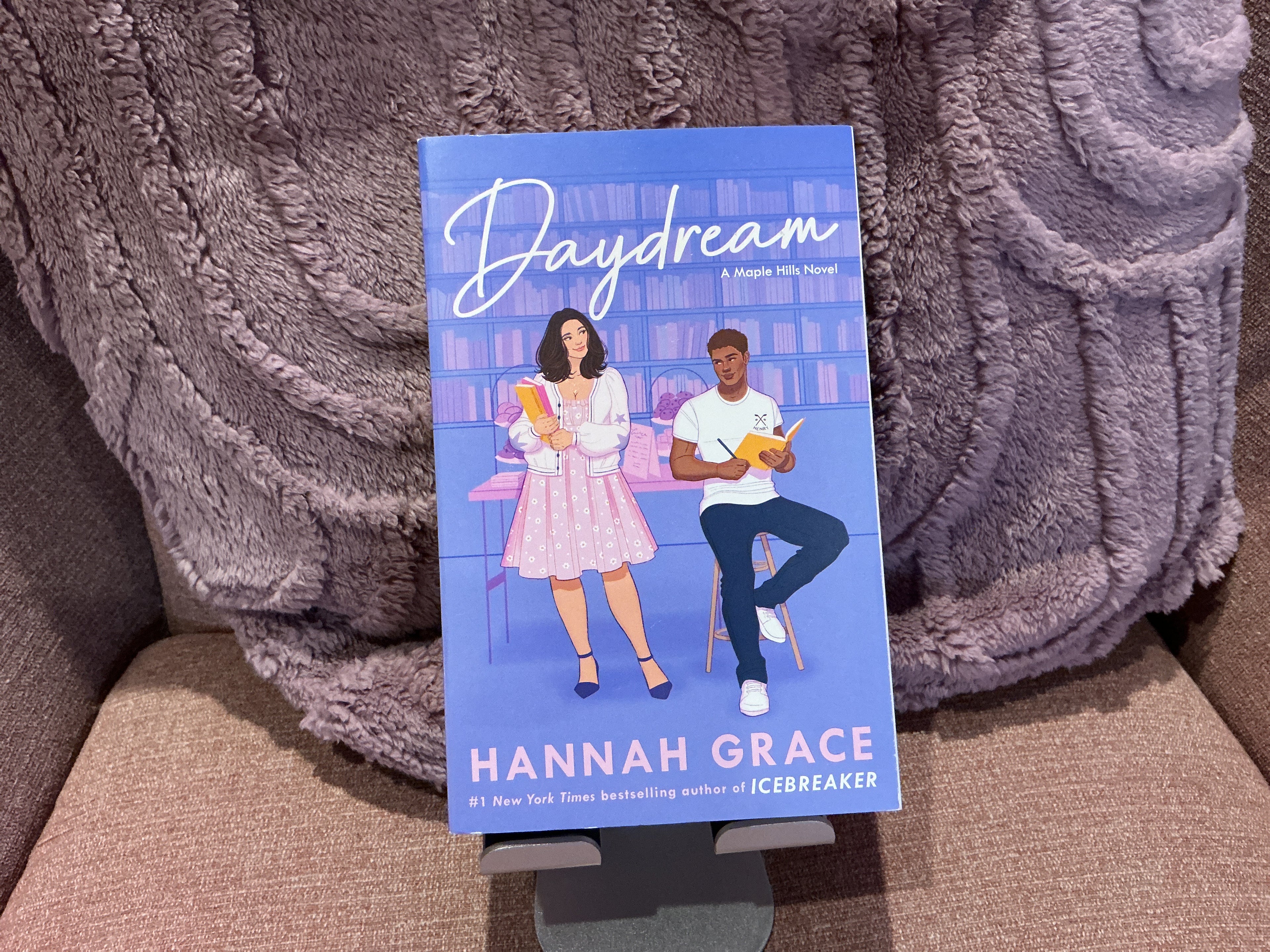 Daydream - Hannah Grace