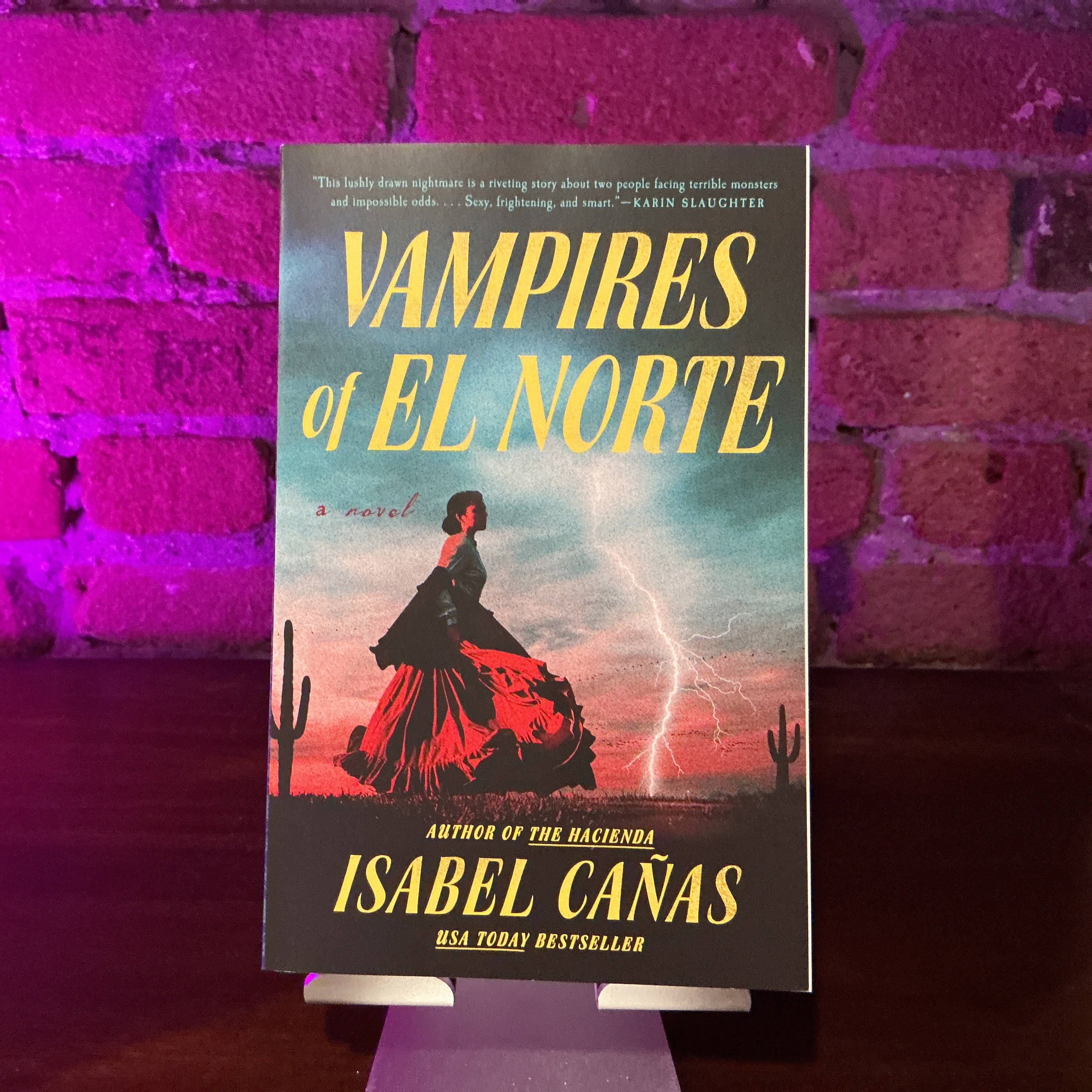 Vampires of El Norte - Isabel Canas
