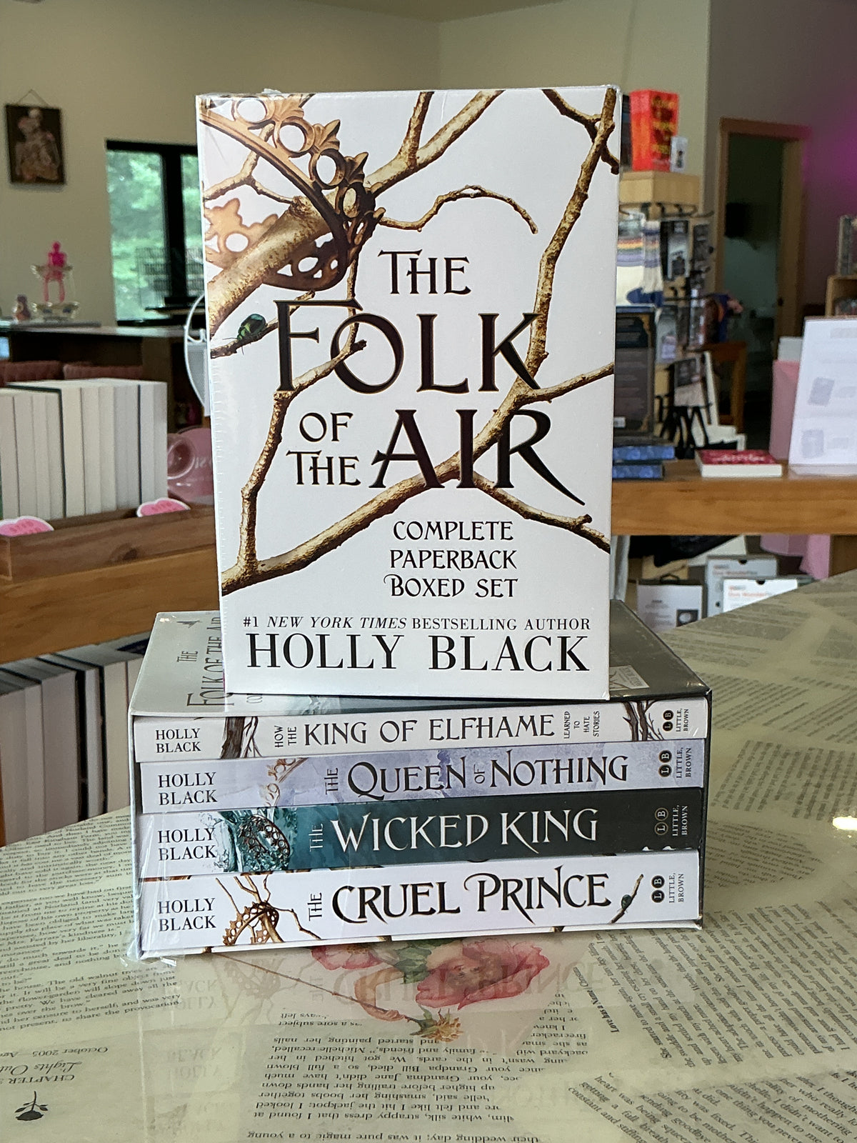 The Folk of the Air (Complete Paperback Boxed Set)- Holly Black