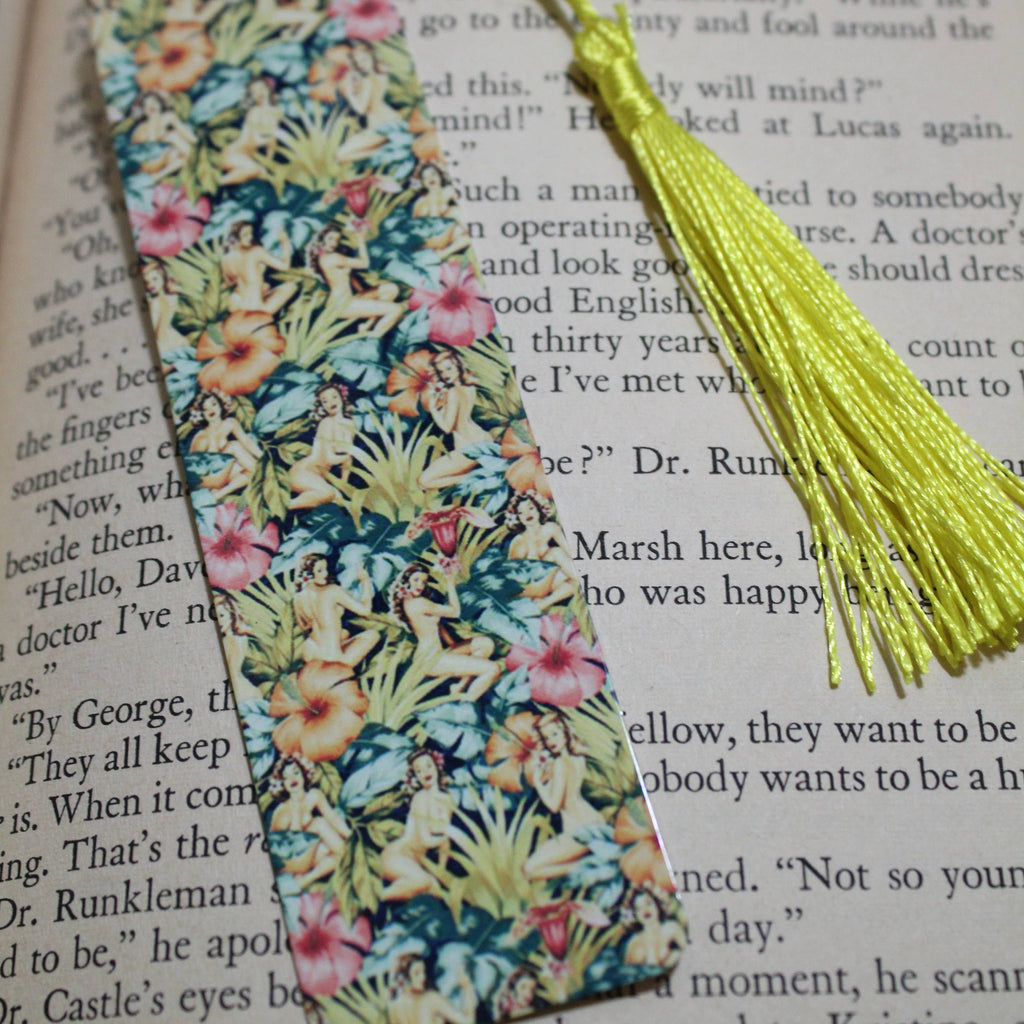 Pin-Up Girls Wallpaper // Metal Bookmark