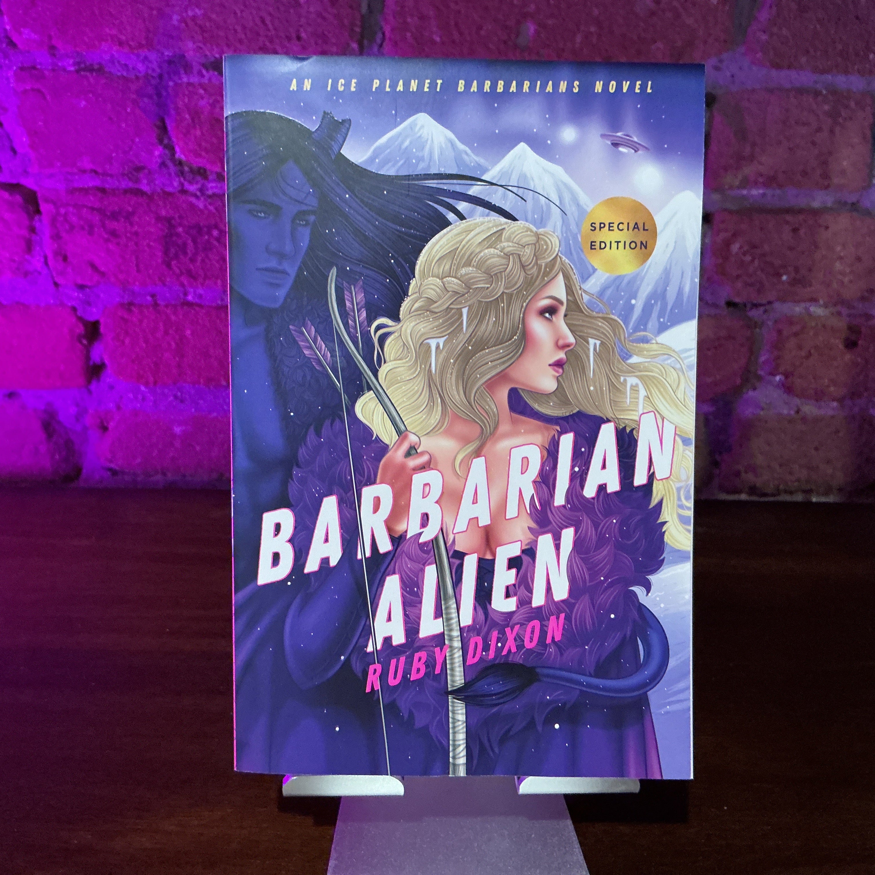 Barbarian Alien - Ruby Dixon