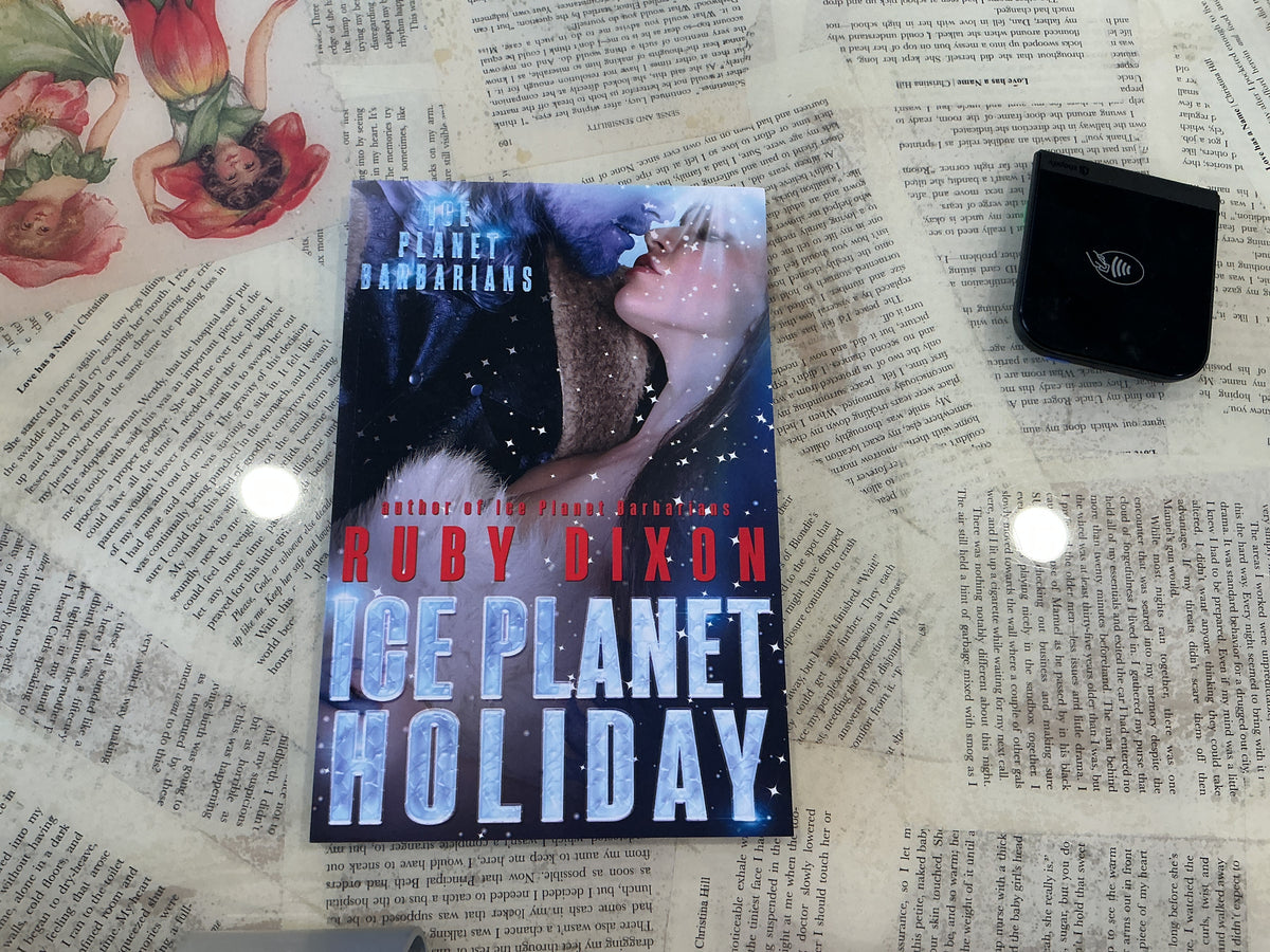 Ice Planet Holiday - Ruby Dixon