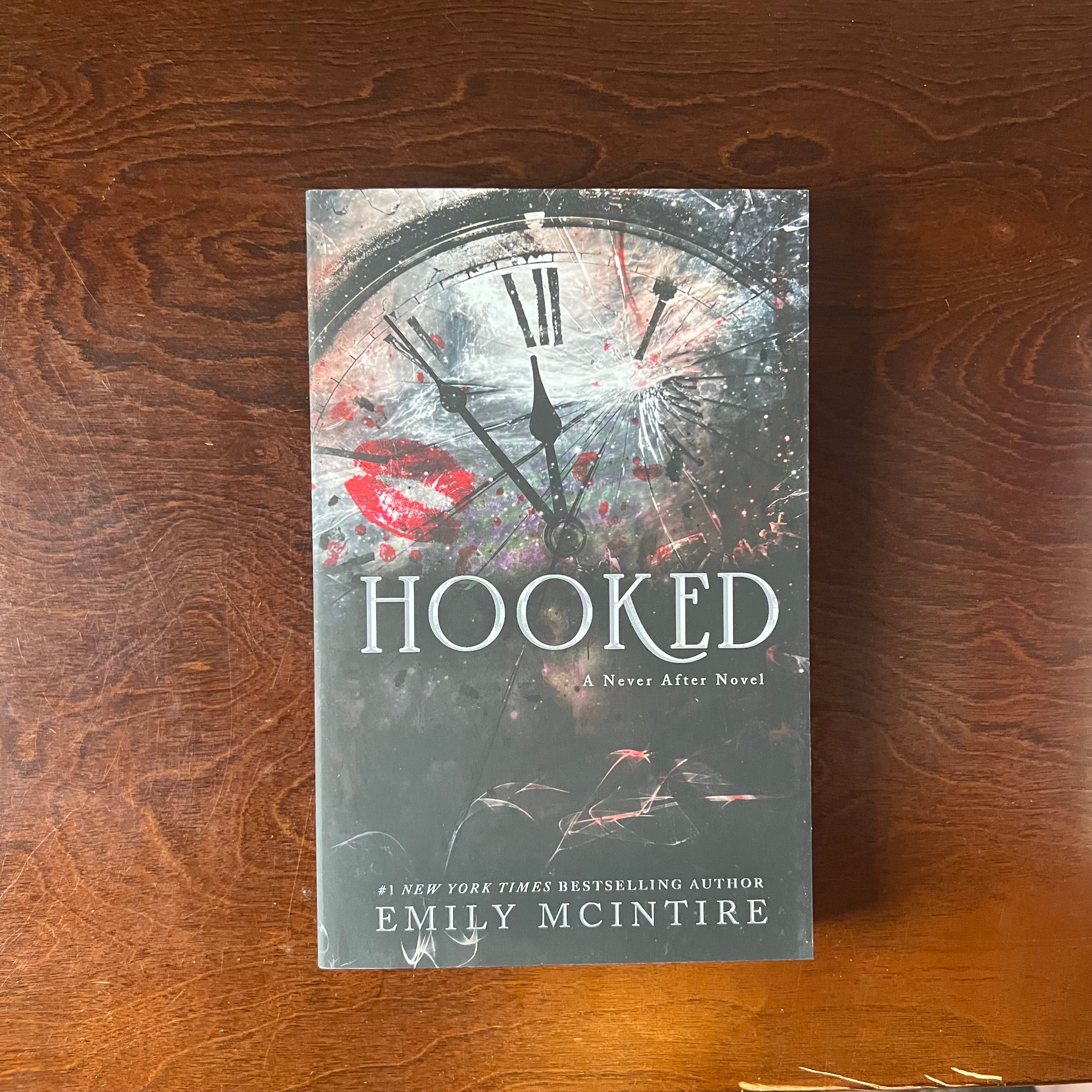 Hooked - Emily McIntire